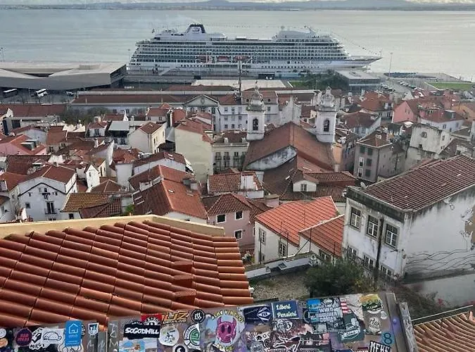 Alfama Authentic Lejlighed